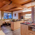 Πανσιόν Gaestehaus Emil