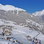 Gaestehaus Emil Πανσιόν Ζόλντεν